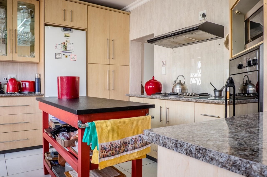 4 Bedroom Property for Sale in Britannica Heights Western Cape